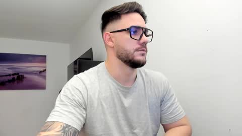 Alex online show from December 5, 7:26 am