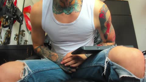 Snapshot of master_steven_01 chatting on February 4, 4:18 pm steven online show from February 4, 4:18 pm