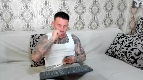 Jon online show from April 18, 7:58 pm