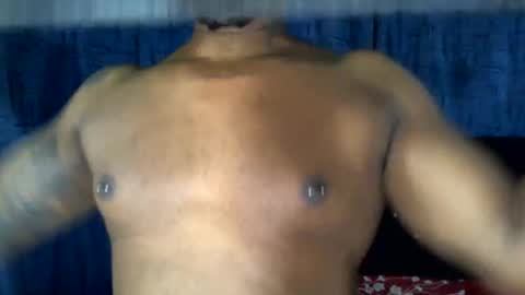 Snapshot of mastershow69 chatting on February 23, 1:20 am camilo online show from February 23, 1:20 am