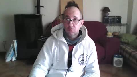 Snapshot of mat11efou chatting on February 17, 9:46 am mat11efou online show from February 17, 9:46 am