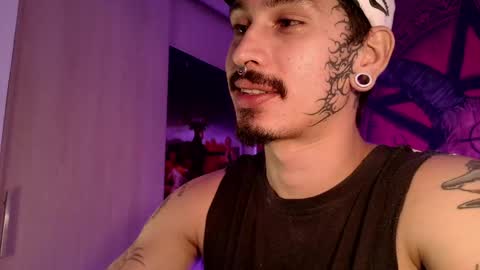 Mateo online show from April 20, 6:43 pm