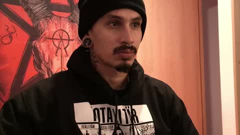 Mateo online show from April 2, 11:34 pm