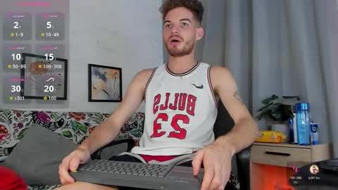 MATEO HUNTER online show from December 14, 8:43 am