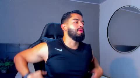 Mathew Flintt  online show from November 27, 10:02 pm