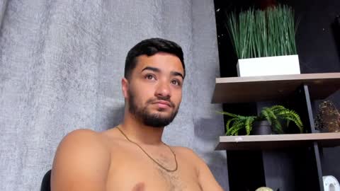 Snapshot of mathews_colton1 chatting on January 7, 11:22 am Mathews online show from January 7, 11:22 am
