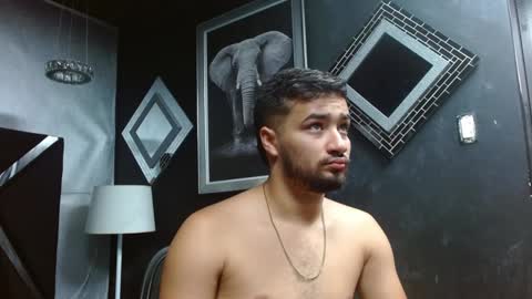Snapshot of mathews_colton1 chatting on December 24, 11:38 am Mathews online show from December 24, 11:38 am