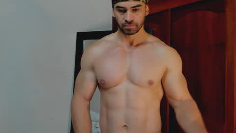 mathews_smith online show from February 25, 12:17 pm