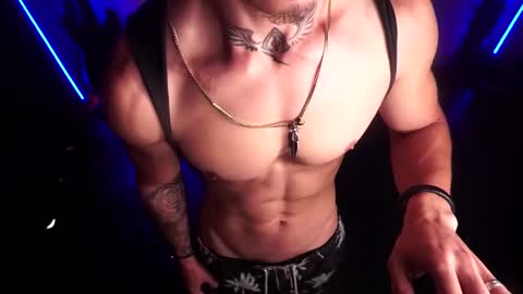 Snapshot of matiusdf chatting on February 21, 2:38 pm matius online show from February 21, 2:38 pm