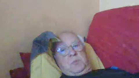 Snapshot of matricule4246 chatting on October 19, 8:28 am joyaam79 online show from October 19, 8:28 am