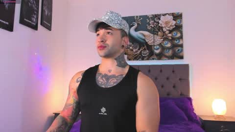 Matthew INDEPENDENT MODEL online show from April 2, 3:37 am