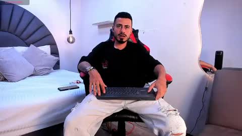 Matthew online show from March 18, 10:35 pm