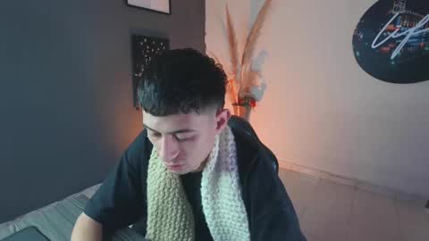 Snapshot of mattias_dantee chatting on January 5, 11:48 am mattias online show from January 5, 11:48 am