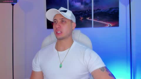 mattsaill_ online show from December 4, 10:57 am