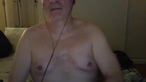Snapshot of maturehotman chatting on December 10, 10:27 pm maturehotman online show from December 10, 10:27 pm