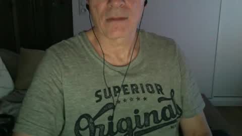 Snapshot of maturehotman chatting on January 16, 7:52 pm maturehotman online show from January 16, 7:52 pm