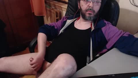 Max online show from January 3, 7:16 am