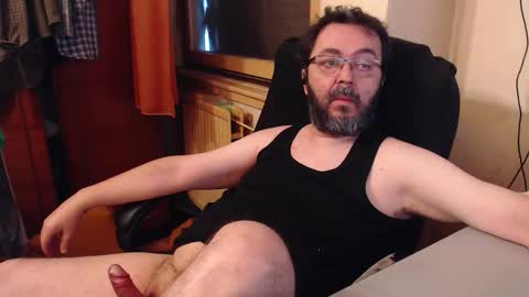 Max online show from September 28, 5:05 am