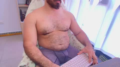 max_love25 online show from April 12, 7:15 pm