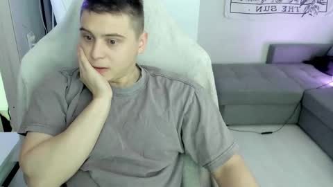 Max online show from February 10, 7:46 am