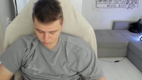 Max online show from February 16, 7:06 am