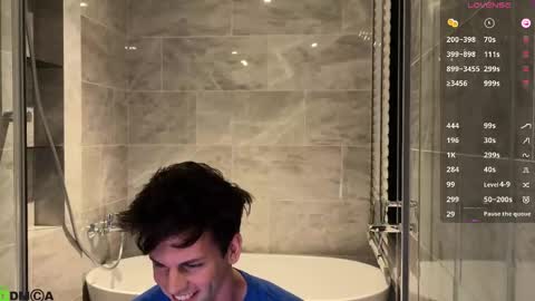 Snapshot of maxandtam chatting on October 3, 8:14 pm Max online show from October 3, 8:14 pm