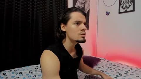 Snapshot of maxi_styles chatting on March 3, 5:29 am Alex online show from March 3, 5:29 am
