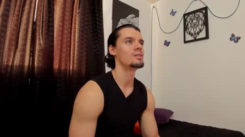 Snapshot of maxi_styles chatting on January 12, 10:12 pm Alex online show from January 12, 10:12 pm