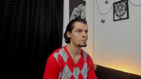 Snapshot of maxi_styles chatting on February 24, 1:57 am Alex online show from February 24, 1:57 am