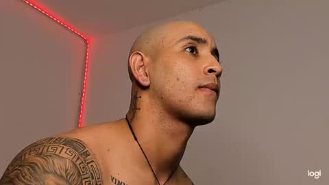 Maximo online show from January 8, 5:45 am