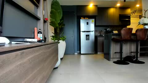 maximo_and_marcelo online show from March 24, 12:21 pm