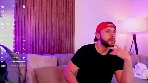 Maximo Wolf online show from June 12, 2:54 am