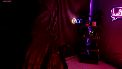 MAXIMO online show from April 17, 3:31 am