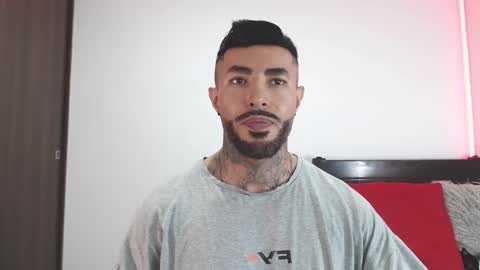 Independent Model online show from March 18, 3:31 am