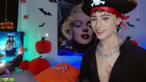 Snapshot of maxiy_001 chatting on October 18, 8:47 pm Max online show from October 18, 8:47 pm