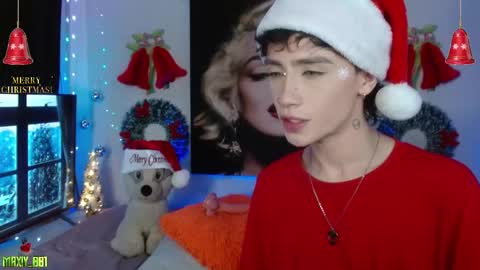 Max online show from December 3, 2:39 am