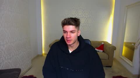 MaxKaiden online show from January 14, 5:34 am