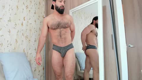 Max online show from December 15, 4:26 pm