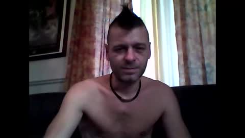 MaxTheWolf online show from October 29, 8:45 pm