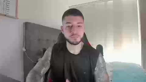 maxvibe_ online show from November 7, 8:12 pm