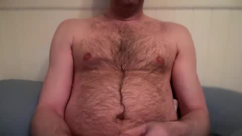 Snapshot of maxwellj1234 chatting on February 5, 7:39 am maxwellj1234 online show from February 5, 7:39 am