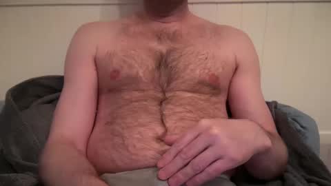 Snapshot of maxwellj1234 chatting on February 26, 7:42 am maxwellj1234 online show from February 26, 7:42 am