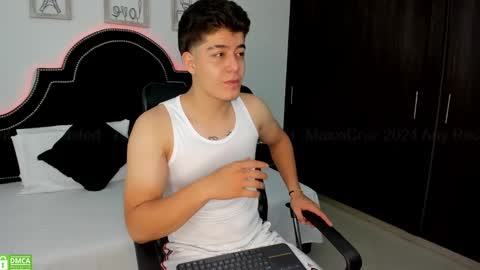 Maxxi online show from December 9, 8:08 pm