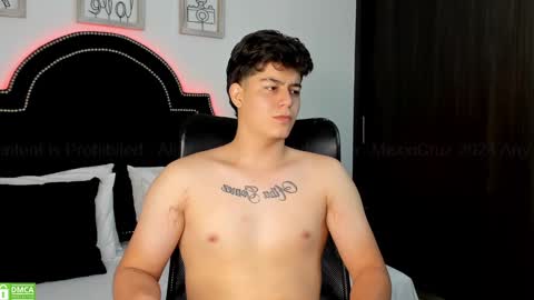 Maxxi online show from December 3, 8:06 pm