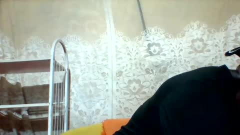 Snapshot of mclntz_bbc chatting on February 20, 1:36 am mclntz_bbc online show from February 20, 1:36 am