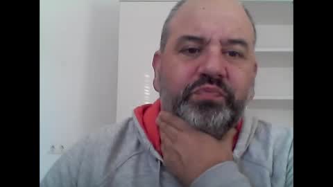 Snapshot of mcp7 chatting on October 8, 8:07 am mcp7 online show from October 8, 8:07 am
