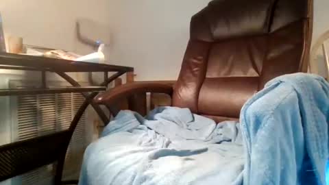 yung n hung online show from July 9, 5:49 pm