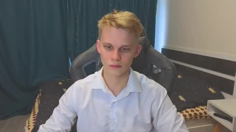 Mickey online show from November 18, 9:46 am