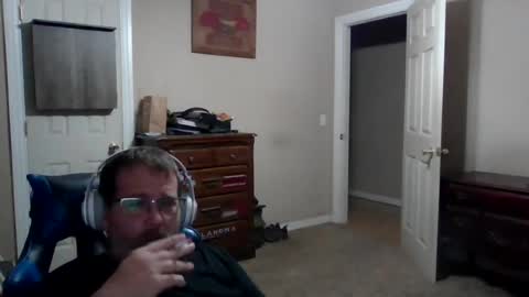 mercer1977 online show from July 6, 12:02 pm