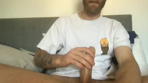 messageme11 online show from July 10, 6:21 pm